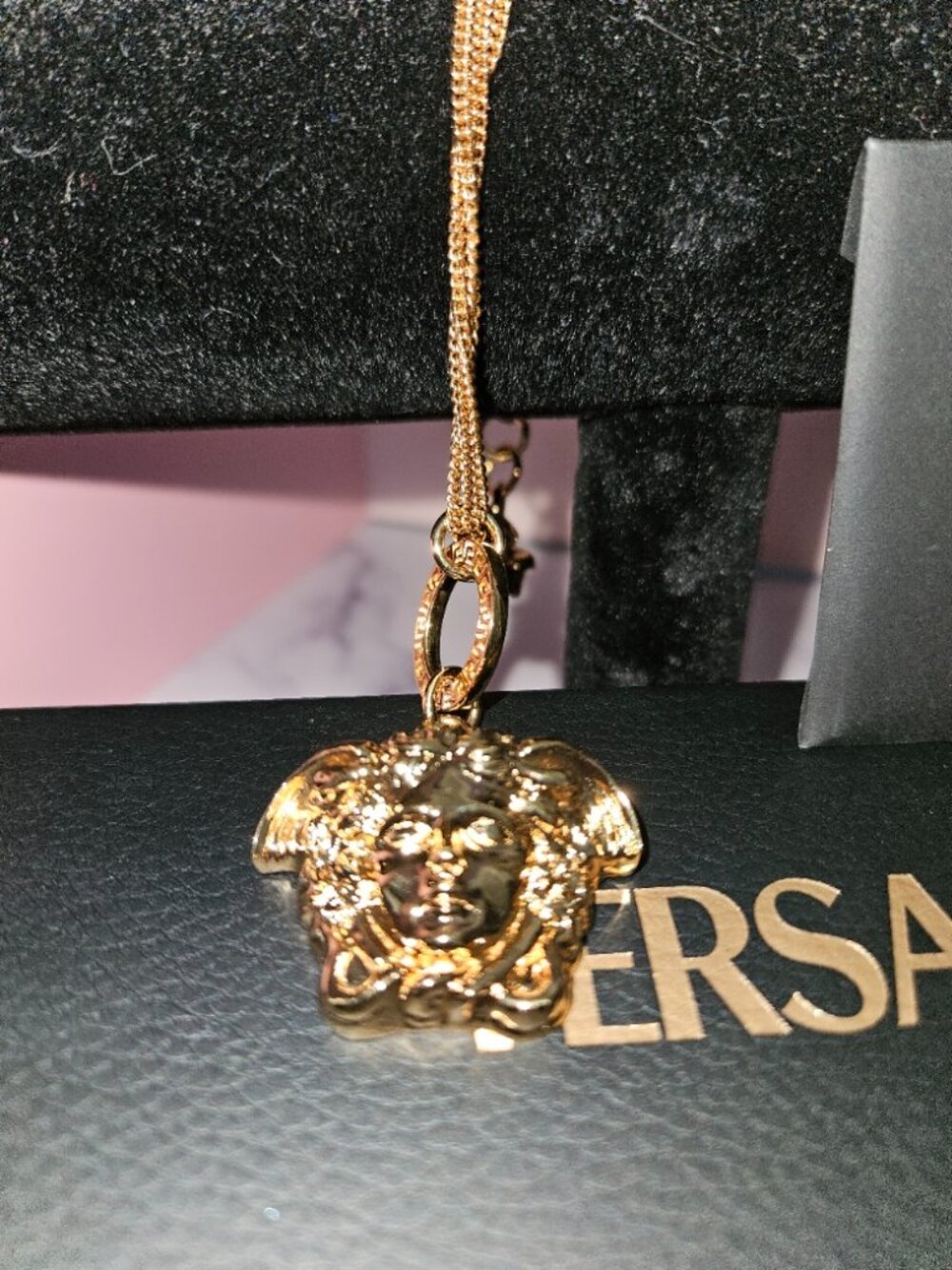 Versace La Medusa Gold Medallion Charm Bracelet - Picture 2 of 5